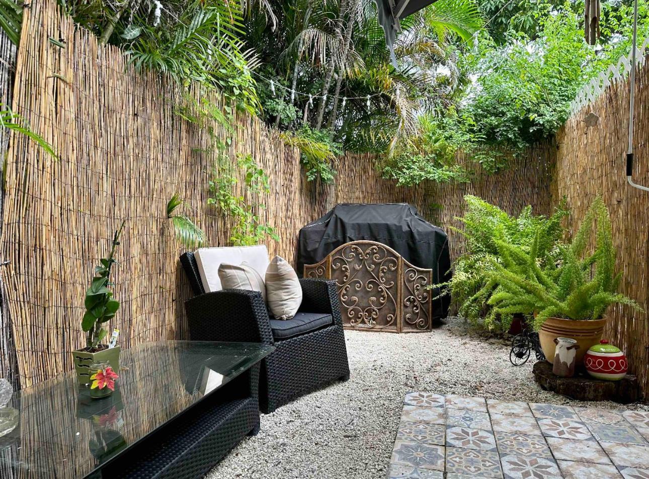 Flora'S Garden Apartment/Studio ノース・マイアミ エクステリア 写真